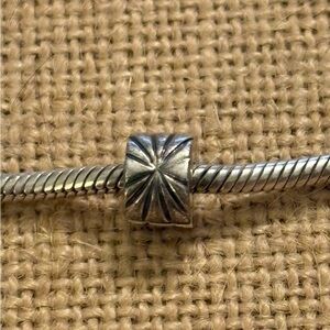 Pandora Sunburst Clip Charm